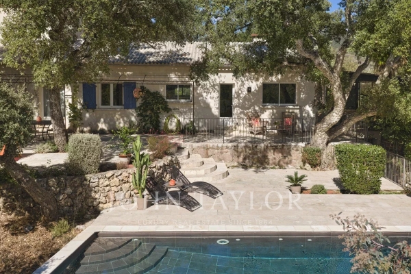 Luxury House for sale in Les Adrets de l'Esterel, 2 990 000 €, Photo 2