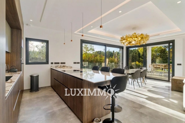 Maison de luxe à vendre à Valbonne, 2 100 000 €, Photo 4