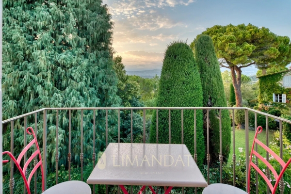 Maison de luxe à vendre à Mougins, 690 000 €, Photo 1