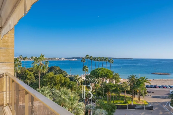 Appartement de luxe à vendre à Cannes, 1 650 000 €, Photo 2