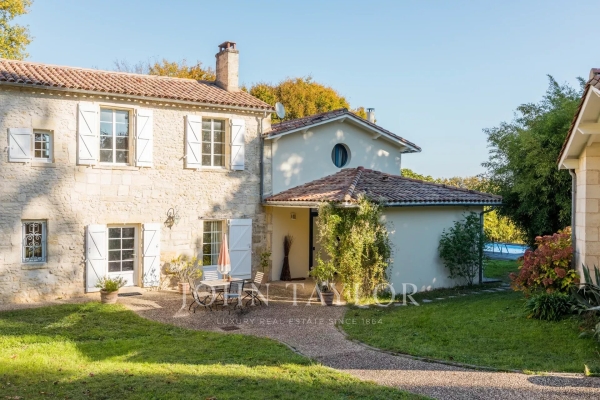 Maison de luxe à vendre à Latresne, 1 565 000 €, Photo 1