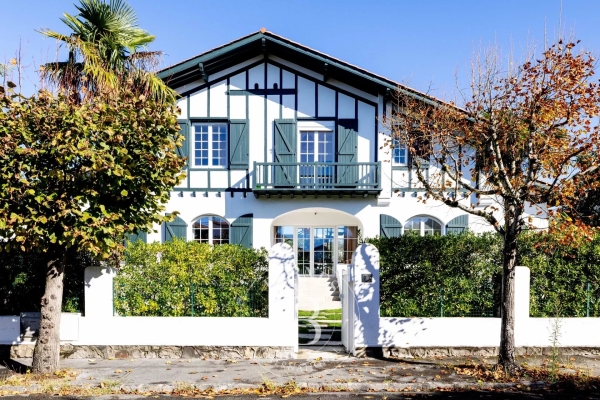 Luxury House for sale in Biarritz, 3 465 000 €, Photo 1
