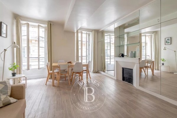 Luxury Apartment for sale in Paris 5Ème, 595 000 €, Photo 2