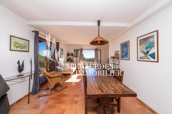 Maison de luxe à vendre à Spéracèdes, 378 000 €, Photo 2