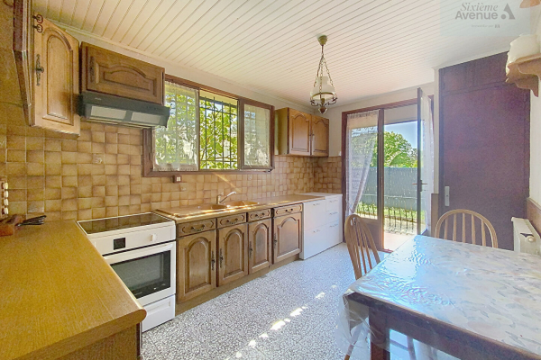 Maison de luxe à vendre à Sanary-sur-Mer, 680 000 €, Photo 3