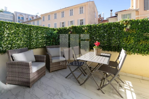 Appartement de luxe à vendre à Cannes, 500 000 €, Photo 1