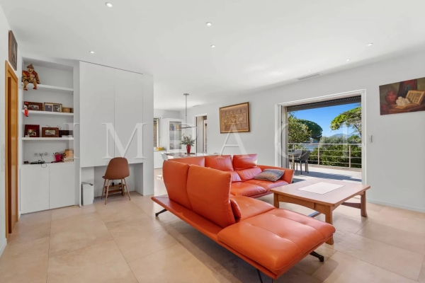 Maison de luxe à vendre à Cannes, 2 240 000 €, Photo 4