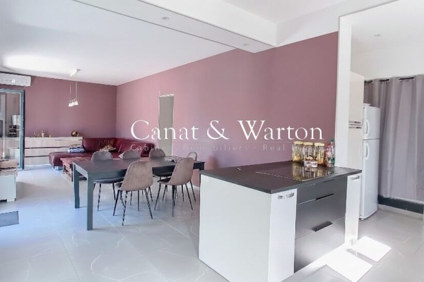 Maison de luxe à vendre à Saint-Raphaël, 680 000 €, Photo 1