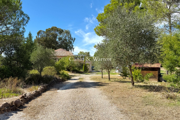 Maison de luxe à vendre à Puget-sur-Argens, 790 000 €, Photo 2