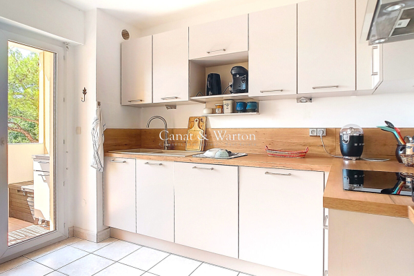 Appartement de luxe à vendre à Saint-Raphaël, 455 000 €, Photo 3