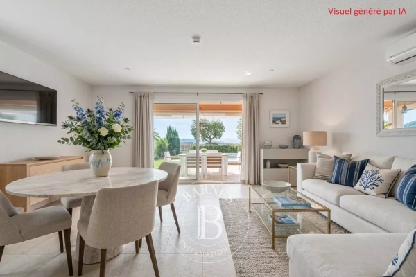 Maison de luxe à vendre à Sainte-Maxime, 890 000 €, Photo 2