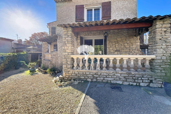 Luxury House for sale in Saint-Martin-de-Castillon, 359 000 €, Photo 3