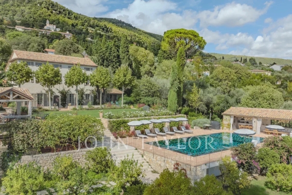 Maison de luxe à vendre à Grasse, 16 000 000 €, Photo 1