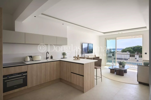 Appartement de luxe à vendre à Cannes, 695 000 €, Photo 1