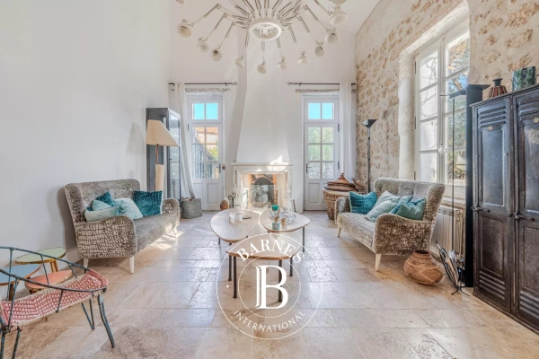 Luxury House for sale in Eygalières, 1 060 000 €, Photo 1