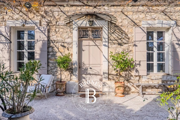 Maison de luxe à vendre à Eygalières, 950 000 €, Photo 2