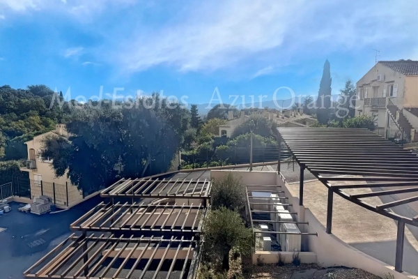 Luxury Apartment for sale in Grimaud, 699 000 €, Photo 1