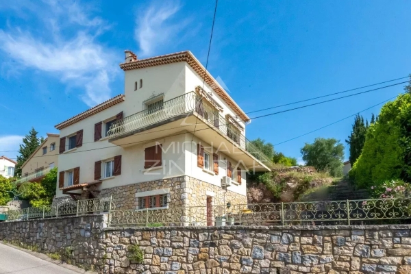 Maison de luxe à vendre à Mandelieu-la-Napoule, 650 000 €, Photo 1