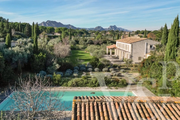 Maison de luxe à vendre à Eygalières, 2 332 000 €, Photo 1