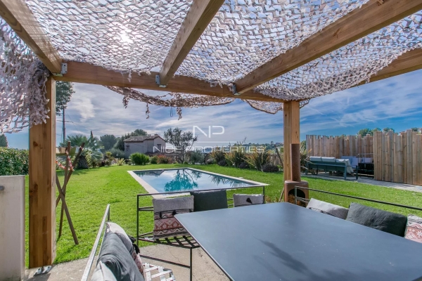 Maison de luxe à vendre à Colomars, 899 000 €, Photo 1