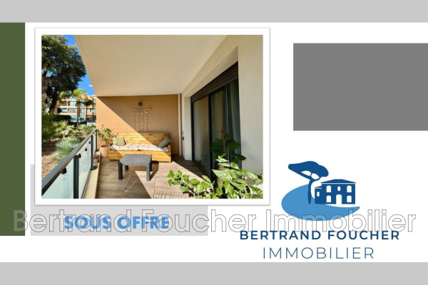 Luxury Apartment for sale in Cavalaire-sur-Mer, 295 000 €, Photo 1