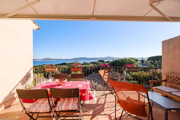 Luxury Apartment for sale in Grimaud, 670 000 €, Photo 2