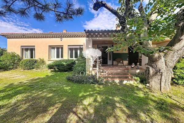 Maison de luxe à vendre à Apt, 379 800 €, Photo 2