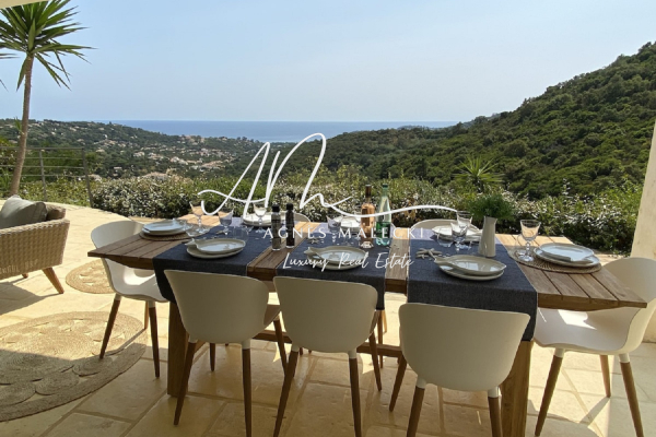 Luxury House for sale in Cavalaire-sur-Mer, 1 365 000 €, Photo 3