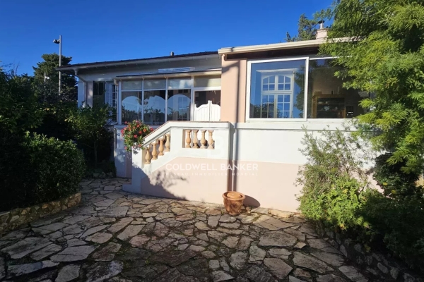Luxury House for sale in Cannes, 880 000 €, Photo 3