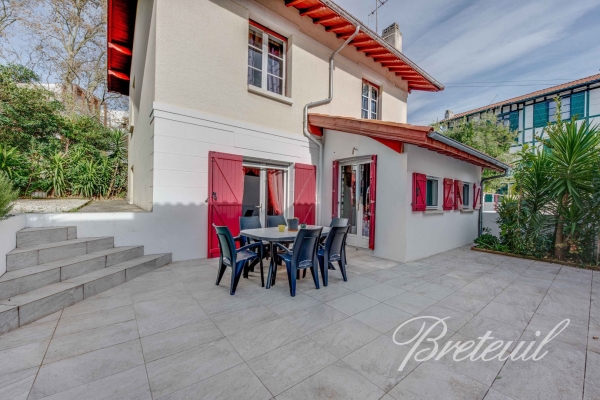 Maison de luxe à vendre à Biarritz, 1 100 000 €, Photo 1