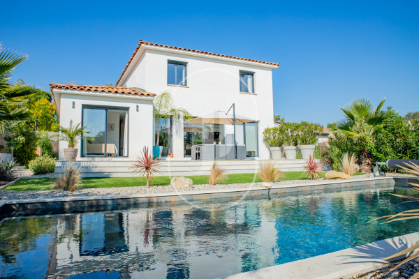 Maison de luxe à vendre à Vaison-la-Romaine, 795 000 €, Photo 1