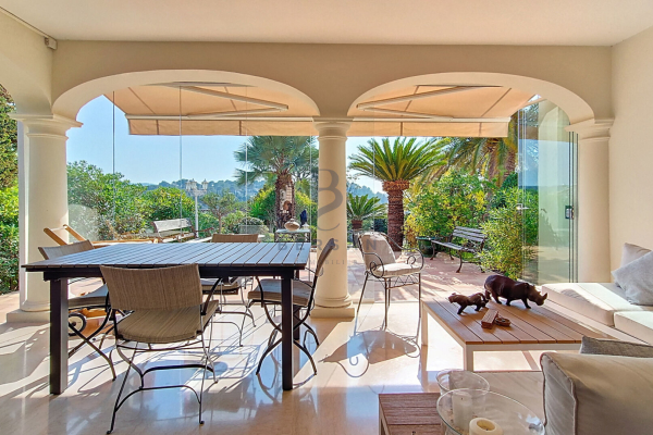 Maison de luxe à vendre à Saint-Raphaël, 998 000 €, Photo 3
