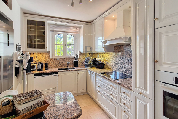Maison de luxe à vendre à Saint-Raphaël, 998 000 €, Photo 6