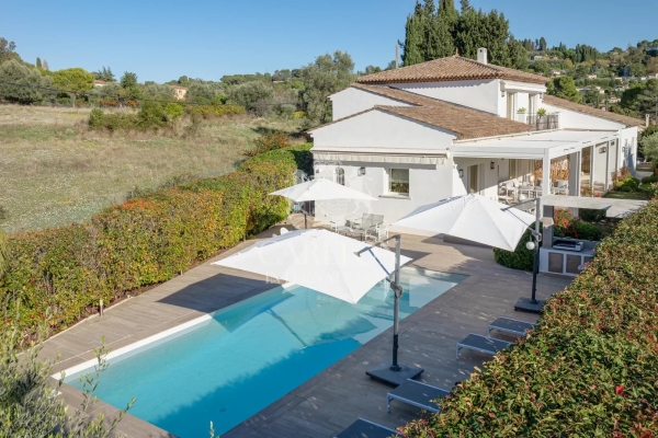 Maison de luxe à vendre à Mougins, 2 090 000 €, Photo 1
