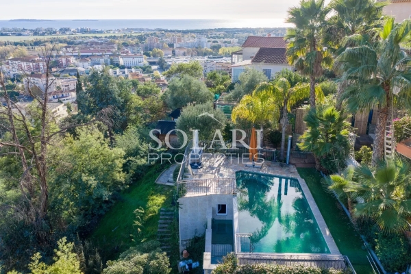 Maison de luxe à vendre à Mandelieu-la-Napoule, 1 485 000 €, Photo 1