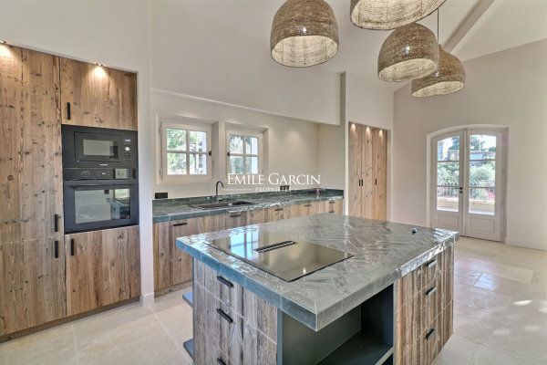 Luxury House for sale in Fontvieille, 1 790 000 €, Photo 2