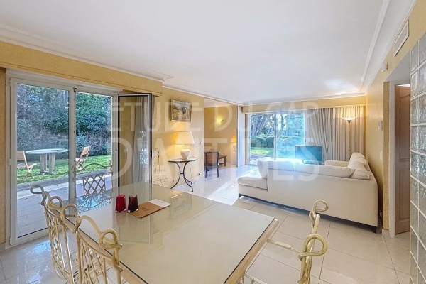 Appartement de luxe à vendre à Cap d'Antibes, 945 000 €, Photo 1