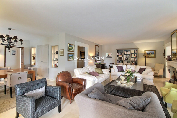 Maison de luxe à vendre à Villeneuve-Lès-Avignon, 1 820 000 €, Photo 2