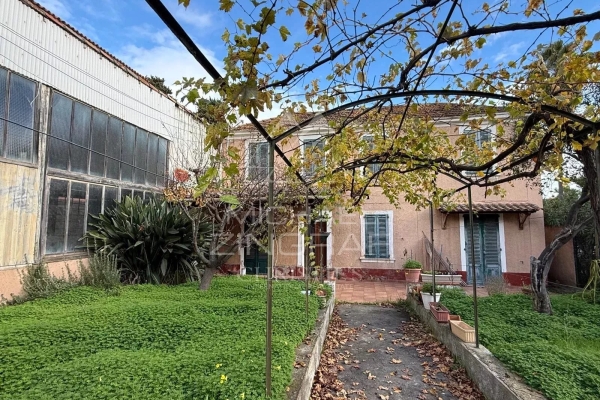 Maison de luxe à vendre à Antibes, 990 000 €, Photo 4