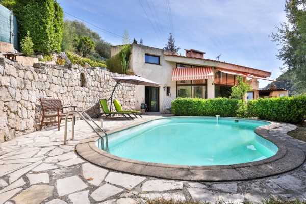 Maison de luxe à vendre à La Trinité, 810 000 €, Photo 1