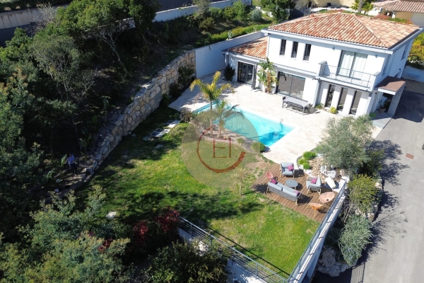 Maison de luxe à vendre à Les Adrets de l'Esterel, 1 120 000 €, Photo 4
