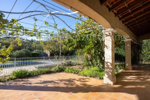 Maison de luxe à vendre à Cogolin, 899 000 €, Photo 5