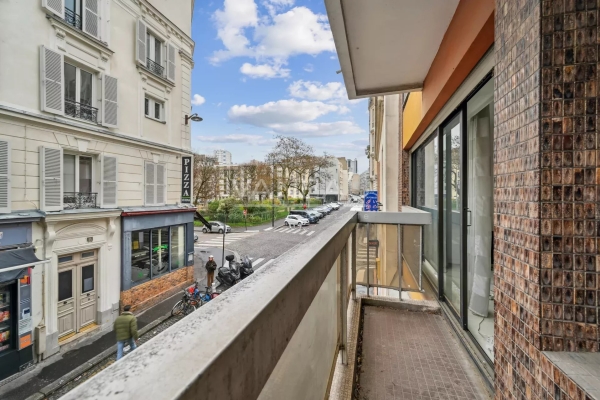 Luxury Apartment for sale in Paris 15Ème, 375 000 €, Photo 1