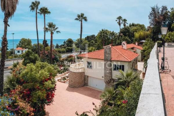 Maison de luxe à vendre à Le Golfe Juan, 1 300 000 €, Photo 1