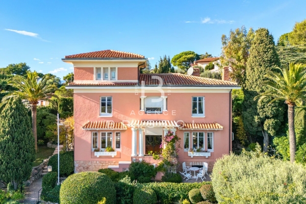 Luxury House for sale in Villefranche-sur-Mer, 3 150 000 €, Photo 1