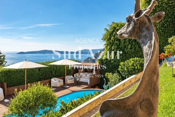Maison de luxe à vendre à Cap-d'Ail, 2 200 000 €, Photo 1