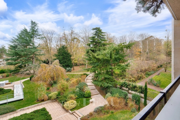 Appartement de luxe à vendre à Saint-Cloud, 860 000 €, Photo 1