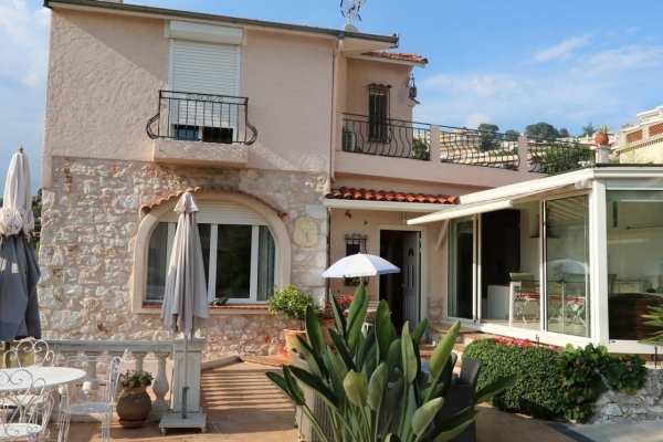 Luxury House for sale in Nice, 990 000 €, Photo 2