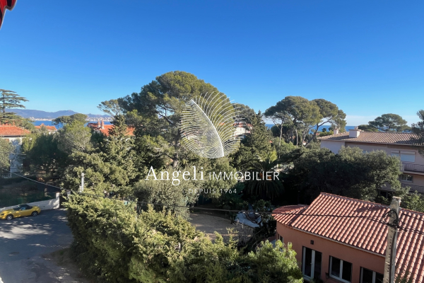 Luxury Apartment for sale in Saint-Aygulf, 177 000 €, Photo 2