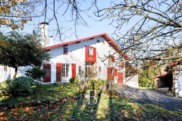Maison de luxe à vendre à Saint-Palais, 630 000 €, Photo 3
